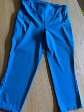lululemon athletica Bright Blue Capri Leggings